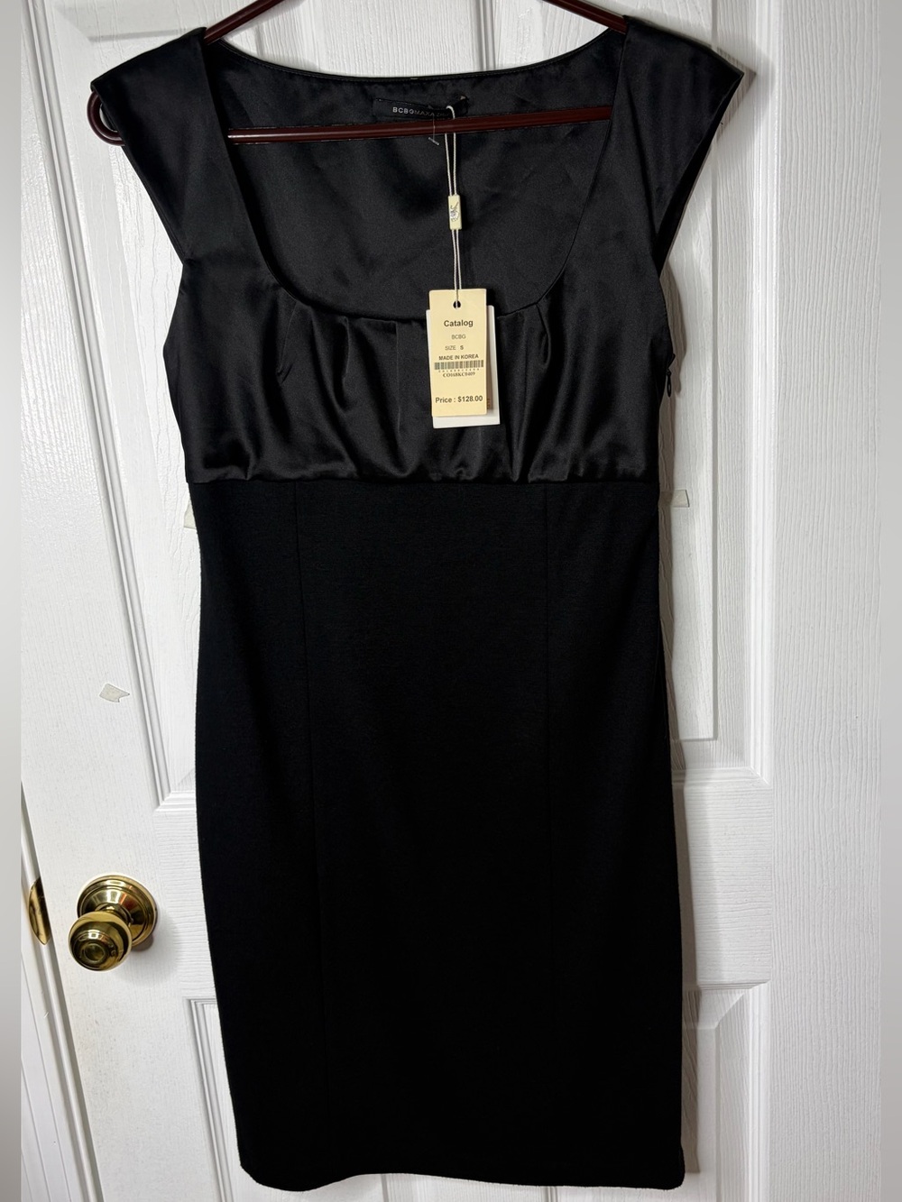 NWT BCBG $128 Black Fitted Cocktail Dress with Satin Bodice size Small
